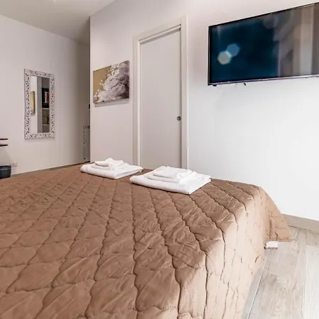Oda ve Kahvaltı Michelangelo Luxury *